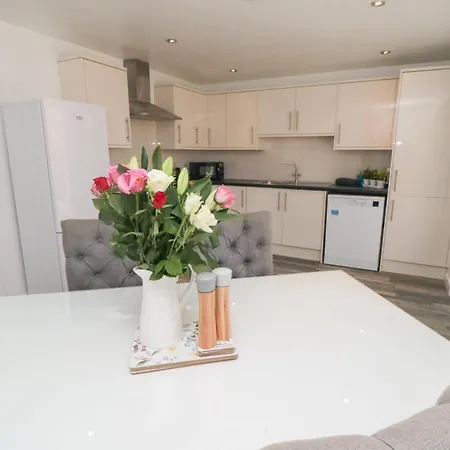 Hotel 26 Eastway Scarborough